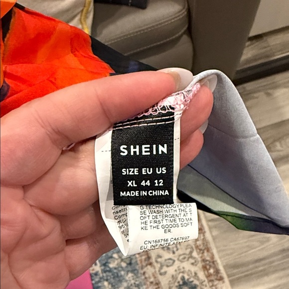 SHEIN Colorful Ruffled Dress with Floral and Animal Print size XL - Picture 5 of 5